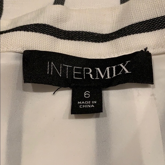 Intermix Lola Striped Linen Shorts - Picture 5 of 5